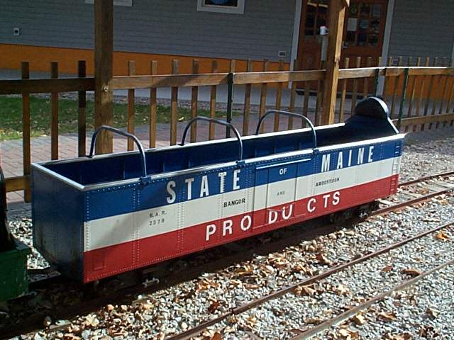 Photo of  State of Maine boxcar (1 foot gauge)
