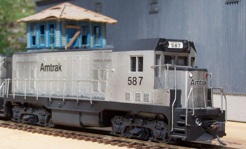 Photo of Amtrak Work CF7s