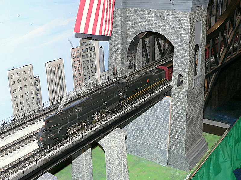 Photo of OH! O-GAUGE Steam on Hell Gate Bridge
