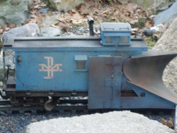Photo of G-scale snow plow waiting on the snow!!