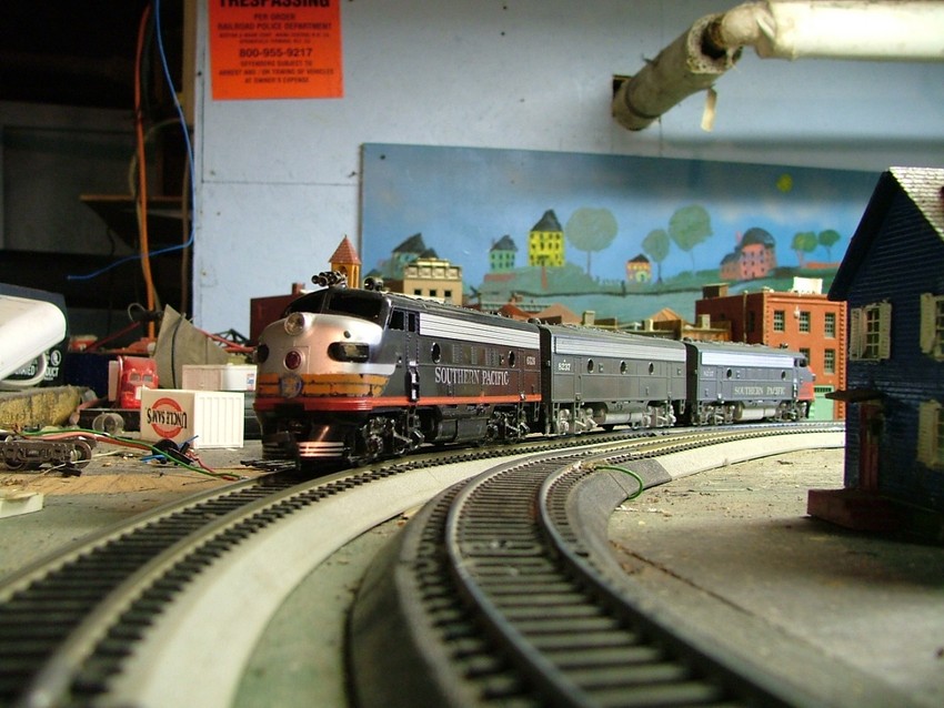 Photo of southern pacific black f7 on my layout