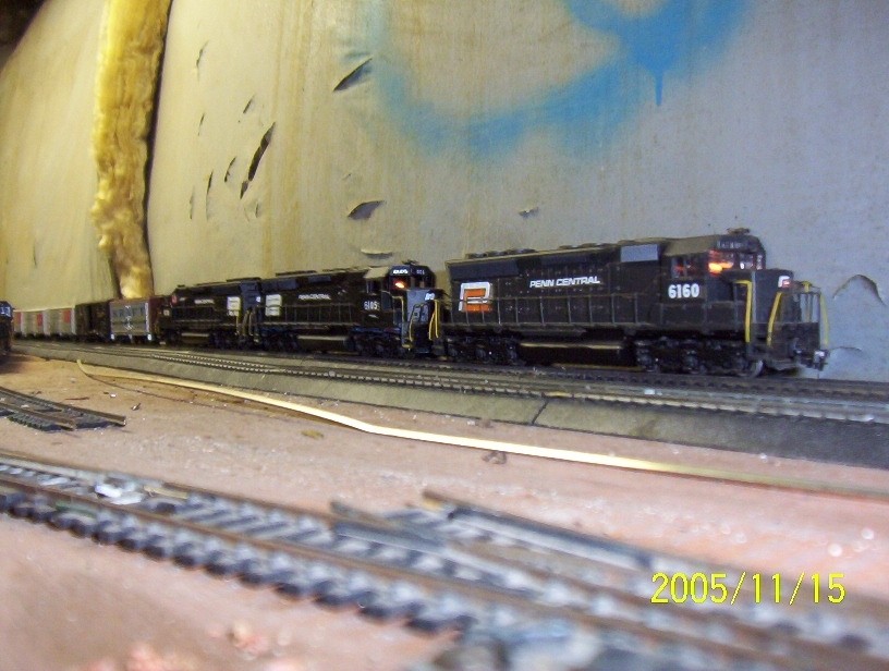 Photo of super power on penncentral three big sd45's