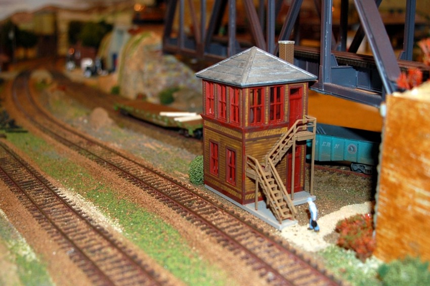 Photo of Great Northern Railroad HO Scale Layout - Image No. 18
