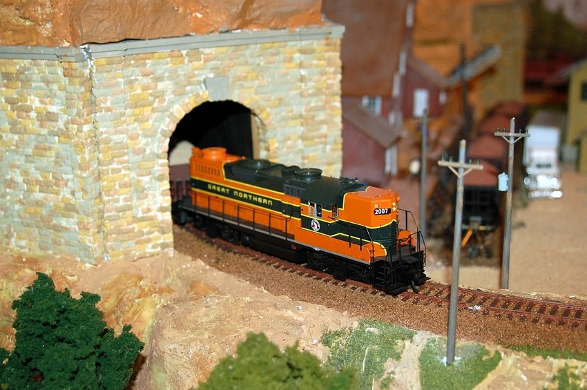 Photo of Great Northern Railroad HO Scale Layout - Image No. 32