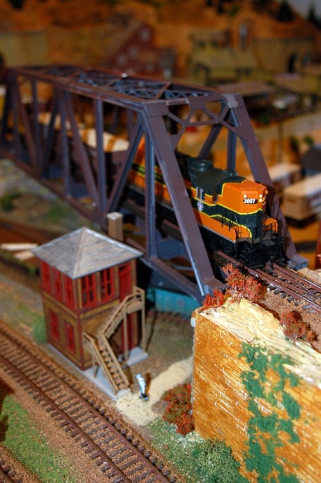 Photo of Great Northern Railroad HO Scale Layout - Image No. 34