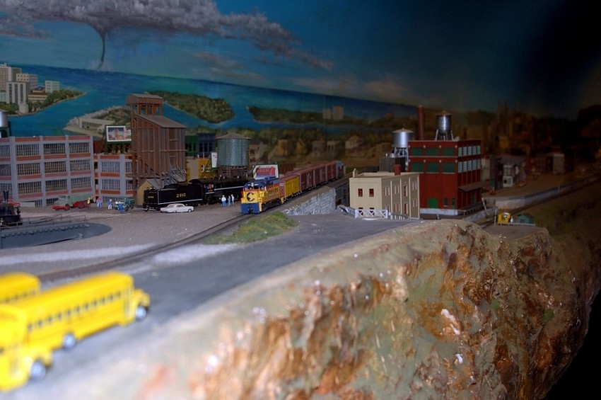 Photo of Cypress Gardens HO Scale Layout - Image No. 16