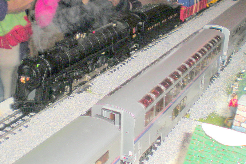 Photo of Holiday Train Displays: N&W meets Amtrak in O Gauge