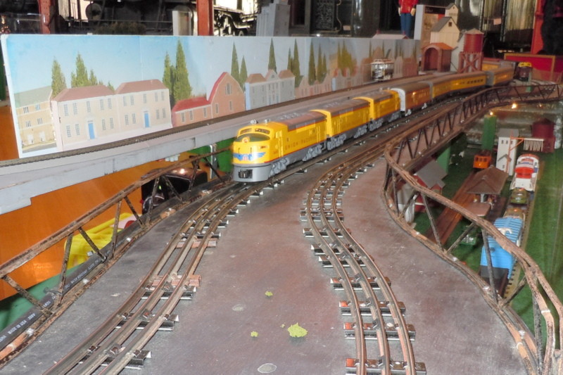 Photo of Overland Limited in O Gauge LIONEL