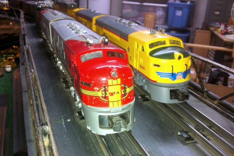 Photo of Lionel F3's in O-Gauge