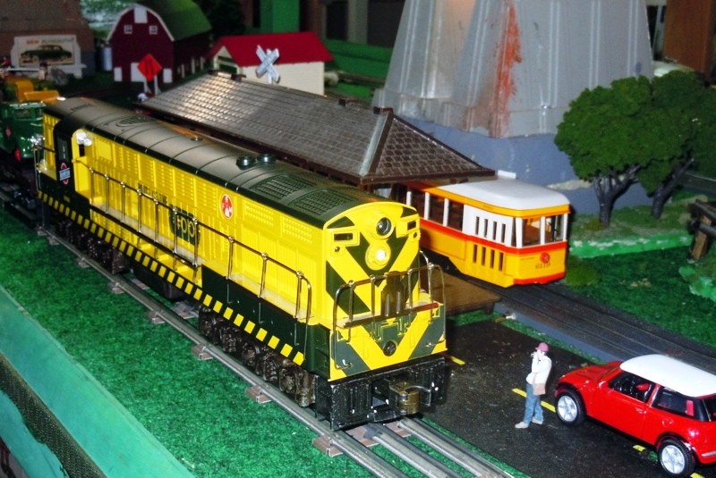 Photo of Another view of the O-Gauge Railfan at work.