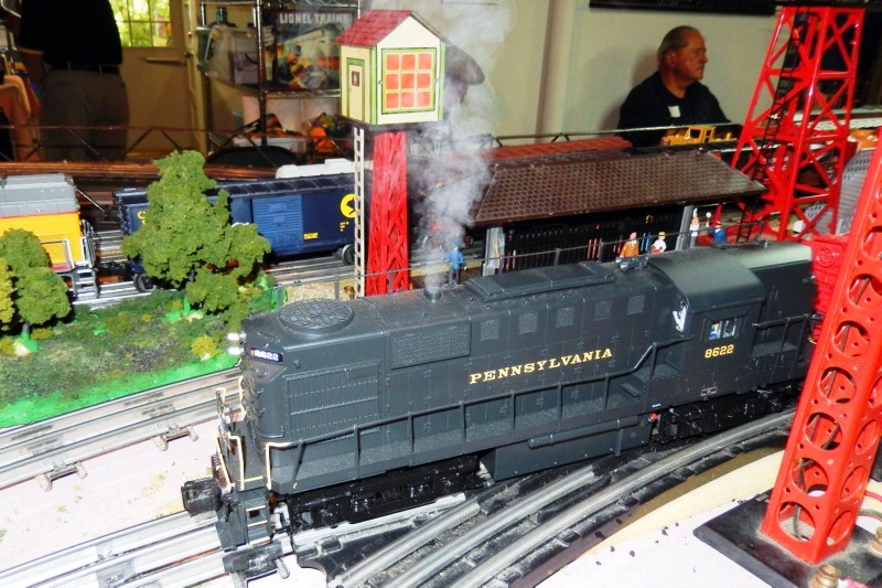 Photo of Lionel PRR RS-11 in O-Gauge
