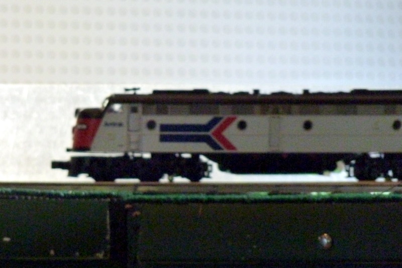 Photo of An Amtrak Streamliner in O-Gauge