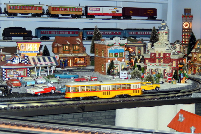 Photo of Trolley through Town in O-Gauge