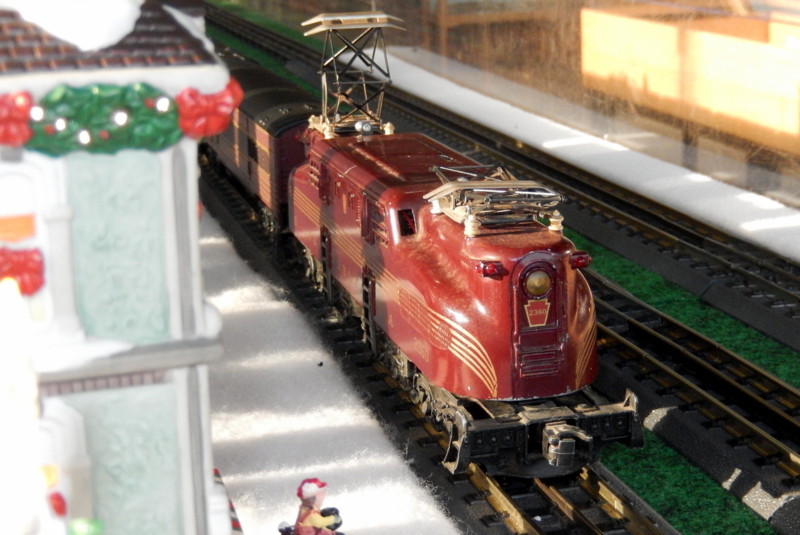 Photo of Lionel Pennsylvania GG1 in O Gauge