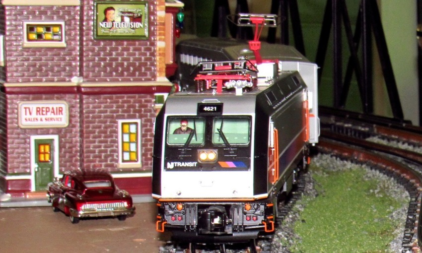 Photo of New Jersey Transit in O Gauge