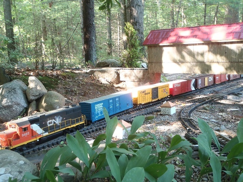 Photo of USA\'s gp38-2 with a mixed frieght